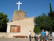 Pélerinage des pères 2003 - Le 1er bâtiment du sanctuaire